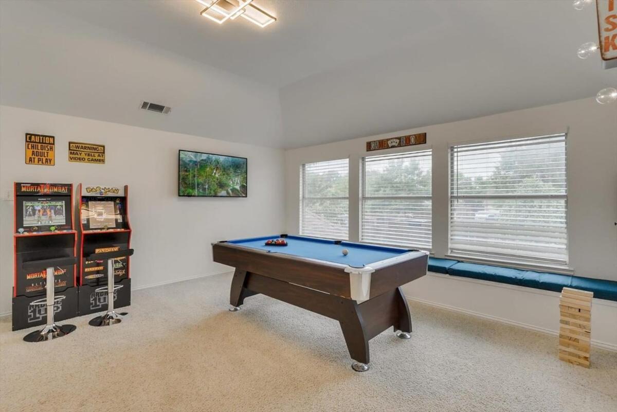 6Br 3,5Ba Home Pool, Hot Tub, Game Room -16 Guests Sachse Екстериор снимка