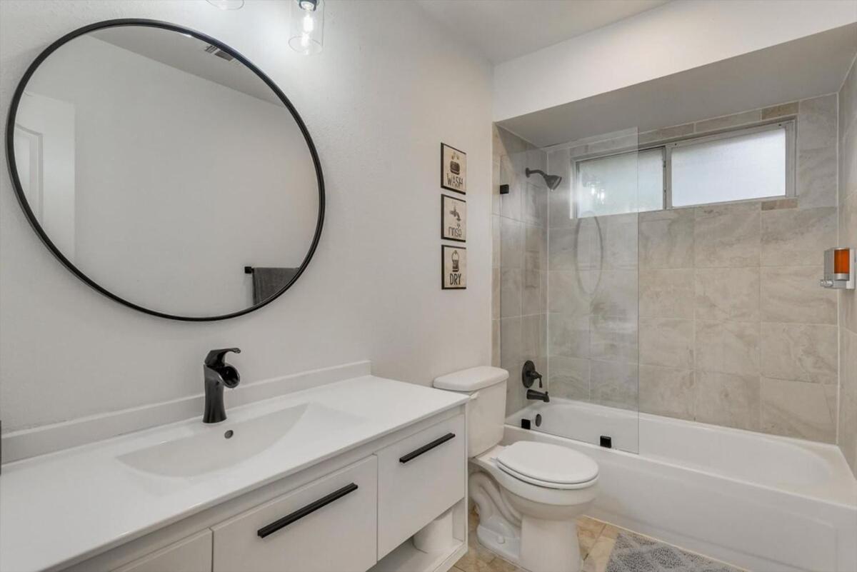 6Br 3,5Ba Home Pool, Hot Tub, Game Room -16 Guests Sachse Екстериор снимка